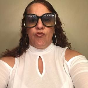 Meet your Posher, Brandi